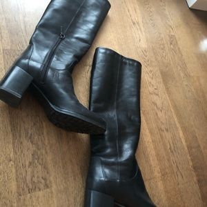 Aquatalia Knee-high boot